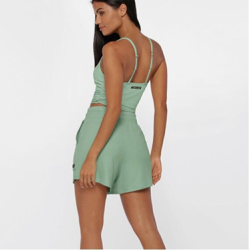 NWT Lorna Jane High Rise Relaxed Shorts